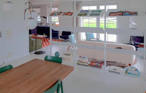 Lemmer Casa | Five Bedroom Awesome Home In Lemmer