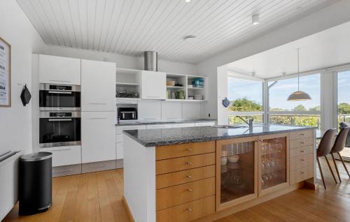 Sindal Casa | Five Bedroom Beautiful Home In Sindal