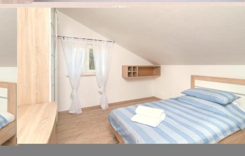 Donji Humac Casa | Five-Bedroom Holiday Home In Donji Humag