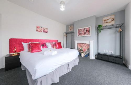 Horfield Casa | Five bedroom house in Douglas road