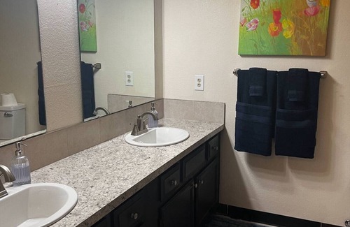 Spokane Casa | Five Mile -3 bed 1 bath unit