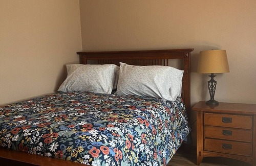 Spokane Casa | Five Mile -3 bed 1 bath unit