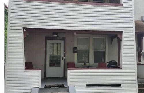Avondale Casa | Five minutes from Cincinnati Zoo Ten Minutes Downtown Cincinnati