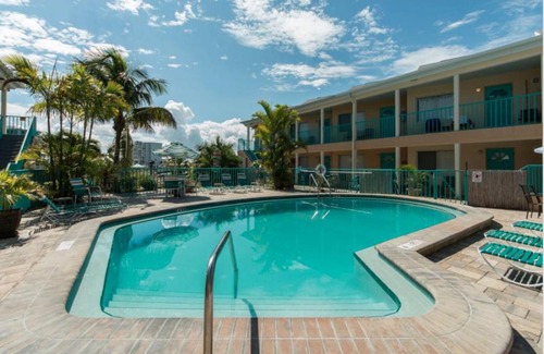 Bay Esplanade Casa | Five Palms Suite 103 - Daily - Weekly - Monthly