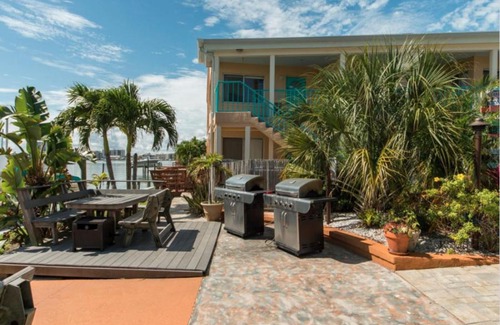 Bay Esplanade Casa | Five Palms Suite 103 - Daily - Weekly - Monthly