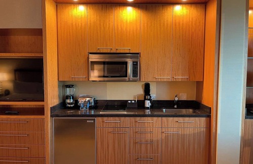 Las Vegas Condominio | Five Star Trump Hotel No Resort and Cleaning Fees