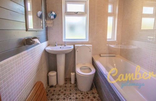 Romney Marsh Casa | Five Waterings - Luxury Lodge - Kent Countryside