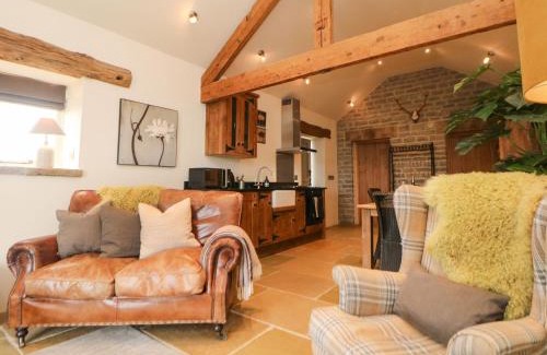 Blackwell in the Peak Casa | Five Wells Barn