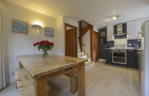 Kingsbridge Cabaña | Fixit Cottage