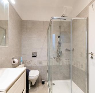 Sopron Apartamento | Flóra Lak
