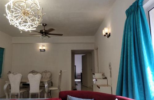 Chinar Park Casa | FLAGSHIP AIRPORT GUEST HOUSE