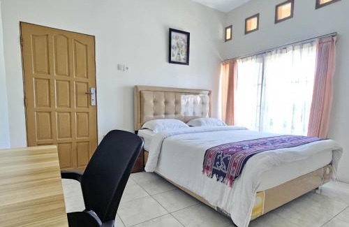 Padang Casa | Flamboyan House