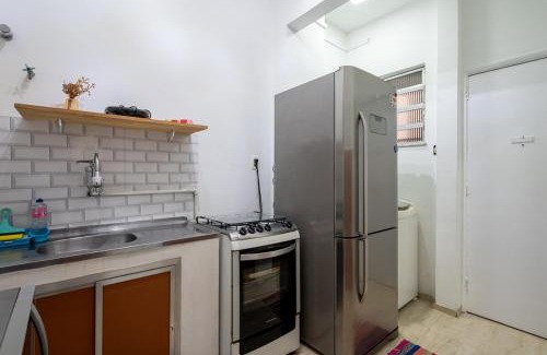 Flamengo Apartamento | Flamengo: quarto, sala e vista livre