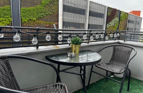 Opole Apartamento | FLAMING DeLuxe z balkonem w centrum, darmowy parking, późne wymeldowanie do 12 - dłuższe spanie, FV