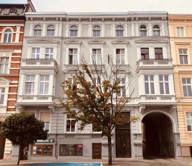 Opole Apartamento | FLAMING DeLuxe z balkonem w centrum, darmowy parking, późne wymeldowanie do 12 - dłuższe spanie, FV