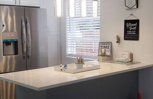 Sailboat Bend Casa | Flamingle here near Las Olas, Fort Lauderdale Beach & FLL Airport-near all