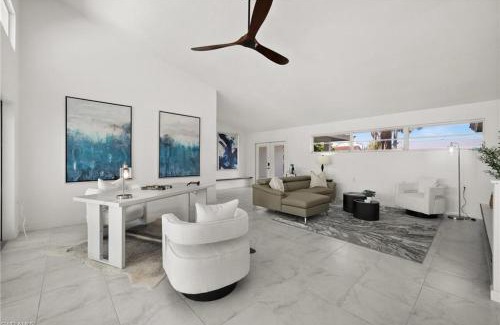Vanderbilt Beach Casa | Flamingo Beach House - Water Lot - Canal View