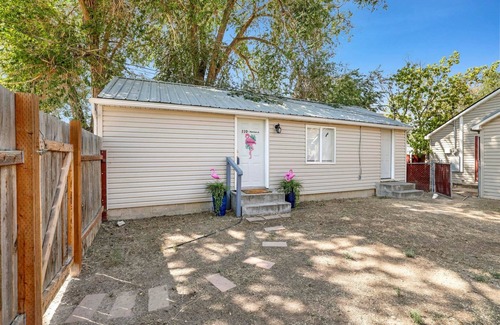 Twin Falls Casa | Flamingo Hideaway 1-Bed Suite Near Downtown