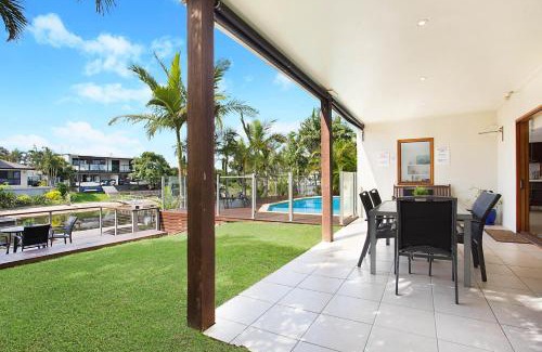 Broadbeach Waters Casa | Flamingo Key