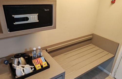 Damansara Perdana Hotel | Flash Q hotel superior room