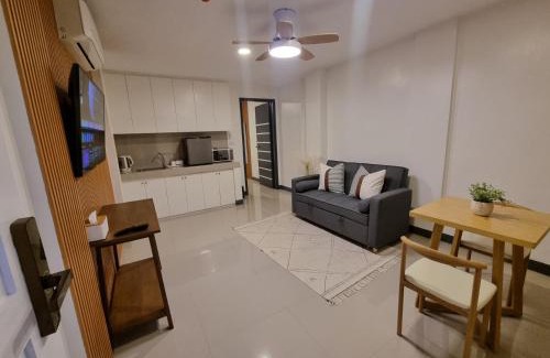 Las Pinas Apartamento | Flat 35, Unit 2A