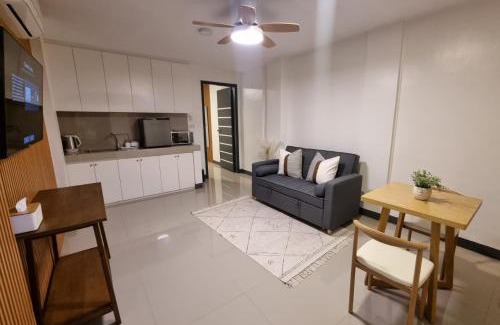 Las Pinas Apartamento | Flat 35, Unit 2A