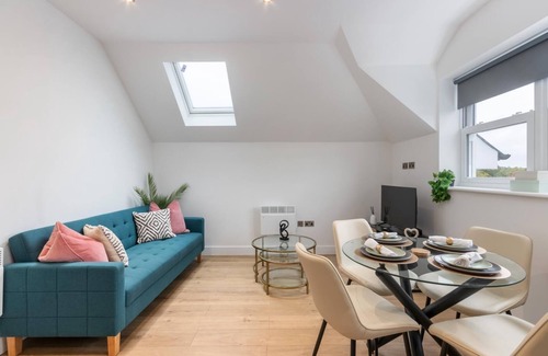 Leatherhead Apartamento | Flat 4 Saarb Apartments