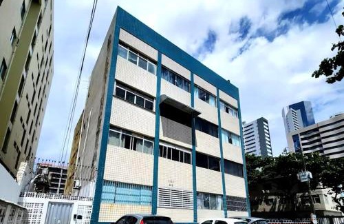 Pina Apartamento | Flat Aconchego BEIRA-MAR térreo quase pé na areia