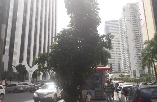 Caminho das Arvores Apartamento | Flat Athenas América ao lado do Salvador Shopping