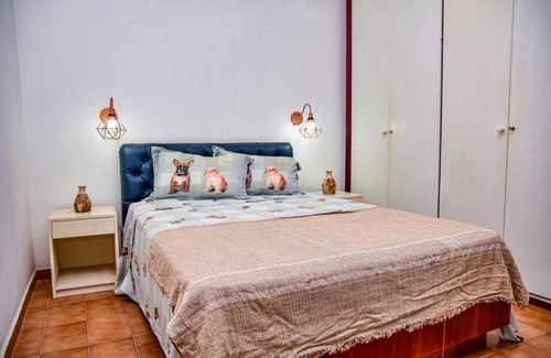 Morro do Maluf Apartamento | Flat c varanda na Praia de Pitangueiras-Guaruja SP