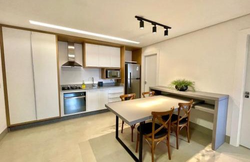 Santa Fe Apartamento | Flat de Luxo, Alto, Próximo ao Shopping