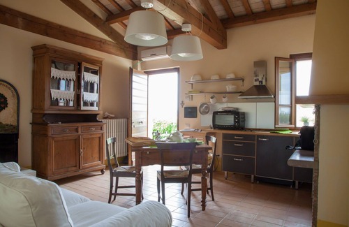 Fossombrone Otro | Country Resort en Isola Di Fano con 1 habitaciones, capacidad 3