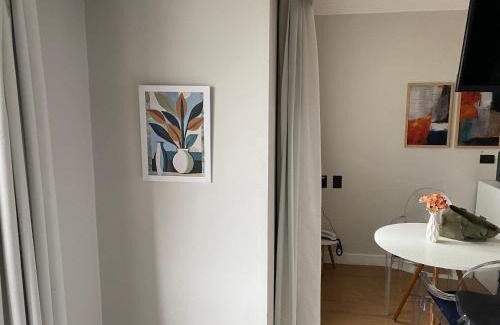 Vila Congonhas Hotel | Flat Funcional em frente ao Aeroporto de Congonhas