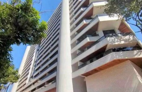 Setor Medico Hospitalar Sul Alquiler De RV | Flat Gigante no Bonaparte B