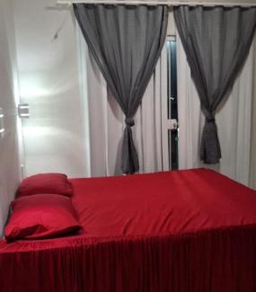 Raposa Casa | Flat House Veraneio