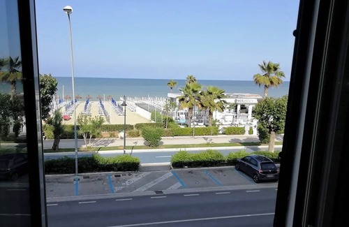 Alba Adriatica Apartamento | Flat in front of the sea