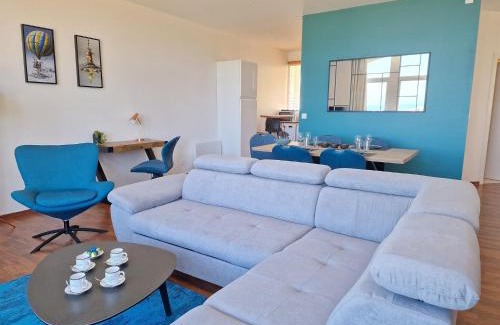 Plougasnou Apartamento | Flat in Primel with Sea View & Beaches Nearby