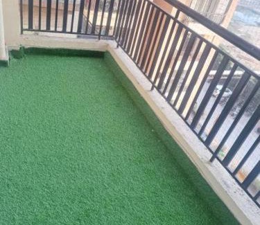 Ghaziabad Apartamento | Flat in Saviour