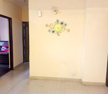 Ghaziabad Apartamento | Flat in Saviour