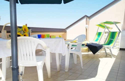 Martinsicuro Apartamento | Ático en el centro del pueblo y a 400 metros del mar.