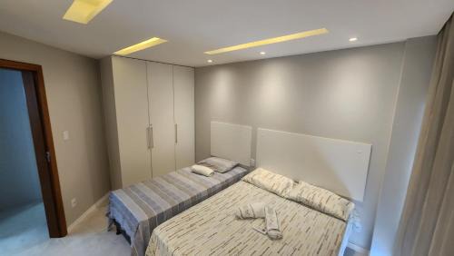 Armacao Apartamento | FLAT Jardim de Alah - Frente Praia