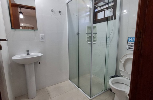 Barra do Una Casa | Flat n 2 com Cozinha e Banheiro na Barra do Una em São Sebastião