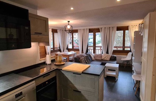 Les Almes Apartamento | Apartamento-Confortable-Habitación con desagüe-Vista a la Montana
