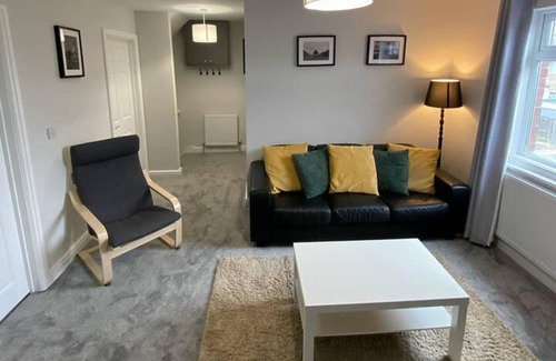Woodhorn Apartamento | Storey Apartment - 2 Bedroom Upstairs Flat