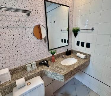 Triangulo das Bermudas Apartamento | Flat Vista Mar Miolo Praia Canto Piscina Cama Queen Ar