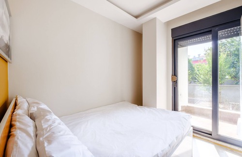 Goynuk Apartamento | Flat w Balcony 5 min to Beach in Kemer