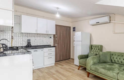 Mecidiyekoy Apartamento | Flat with Terrace 1 min to Trump Towers