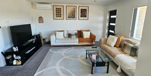 Flat Bush Casa | Flatbush Center point