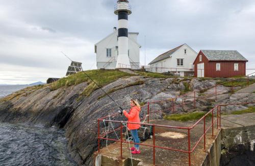 Midsund Municipality Complejo | Flatflesa Fyr - by Classic Norway Hotels