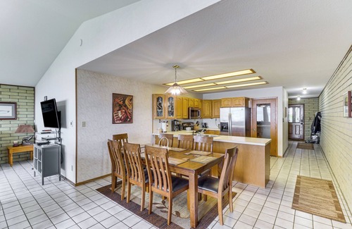 Bigfork Casa | Casa privada de Bigfork con vistas al lago Flathead!